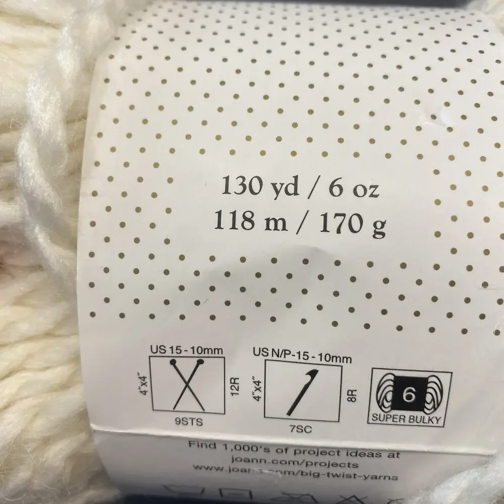 Buttercream Luxe Craft Alpaca Yarn 2 Skeins Cream 260 Yds 12 Oz Super Bulky #6